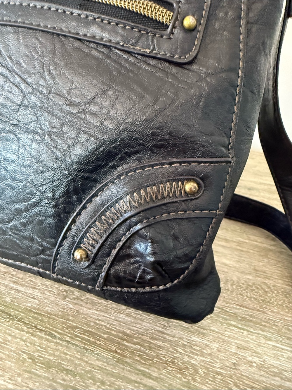 Black Faux Leather Crossbody Bag Moto Punk Grunge Goth Utility Purse - Picture 4 of 10